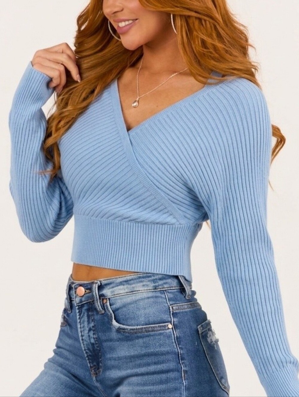 Simplee Blue Ribbed V-Neck Cropped Sweater - Size Large